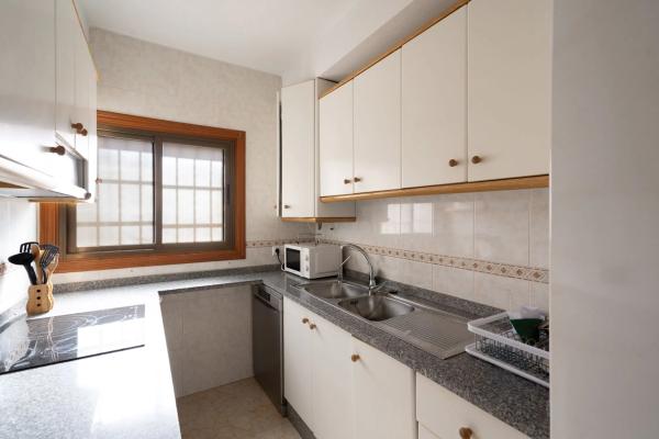 Chalet adosado en calle Pintor Ribera