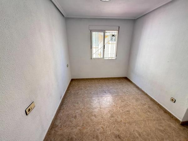 Chalet adosado en calle Iguazu, 86 -62