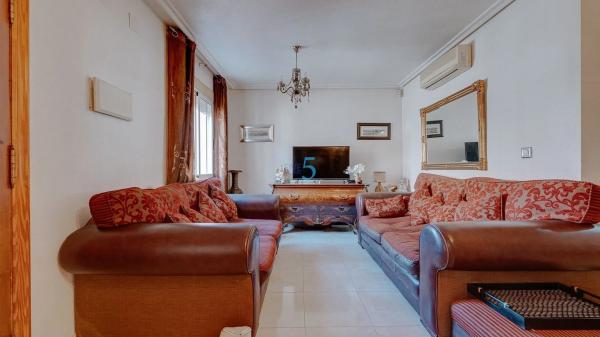 Chalet en Barrio Playa Flamenca