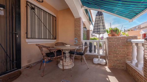 Chalet en Barrio Playa Flamenca