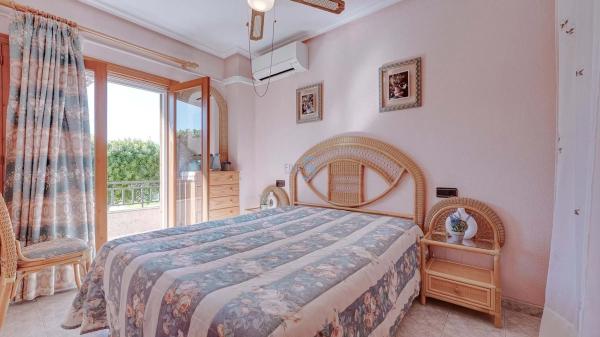 Chalet en Barrio Playa Flamenca