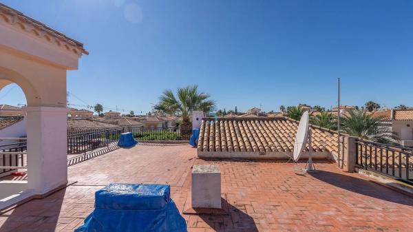 Chalet en Barrio Playa Flamenca