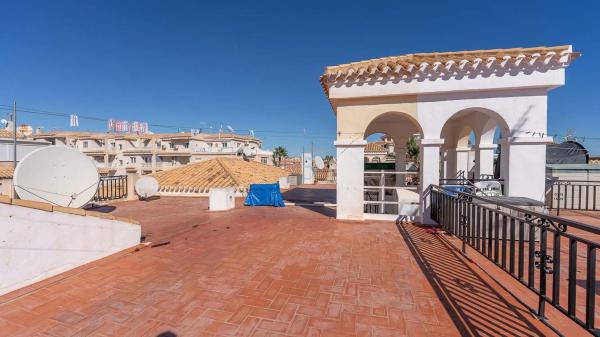 Chalet en Barrio Playa Flamenca