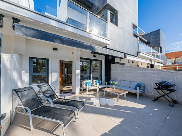 Chalet en Barrio Playa Flamenca