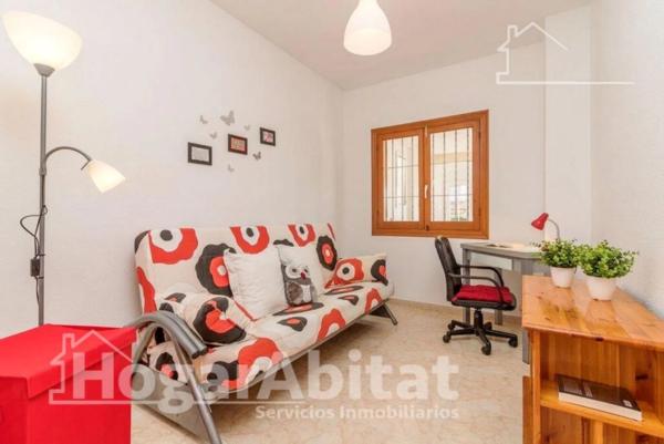 Chalet adosado en calle Pintor Ribera