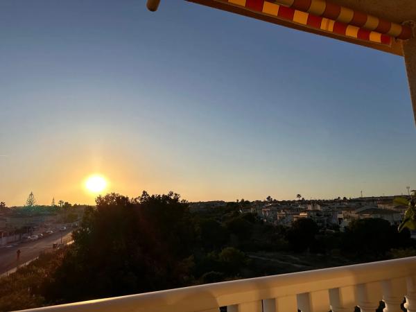 Piso en calle Nicolás de Bussi, 28