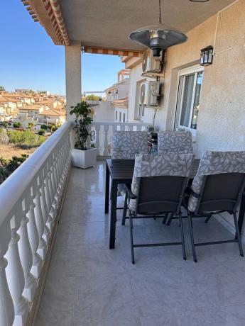 Piso en calle Nicolás de Bussi, 28