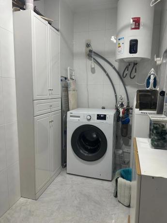 Piso en calle Nicolás de Bussi, 28