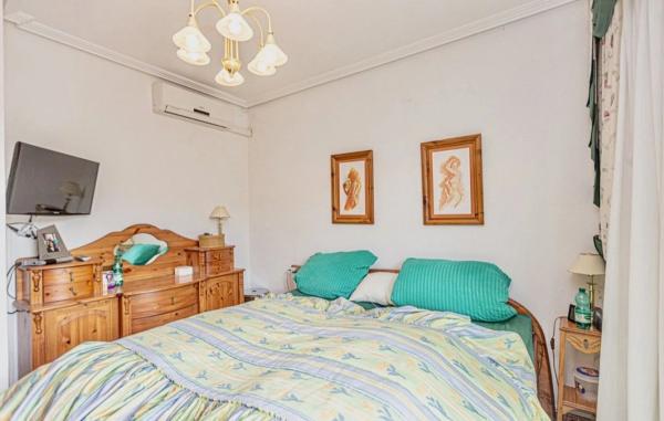 Chalet pareado en calle Estaca