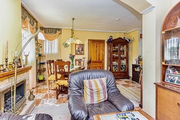 Chalet pareado en calle Estaca