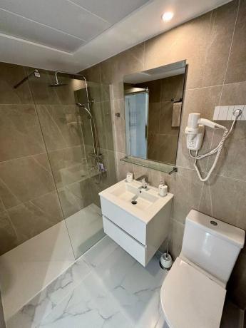 Piso en calle Ciclón, 1