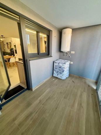 Piso en calle Ciclón, 1