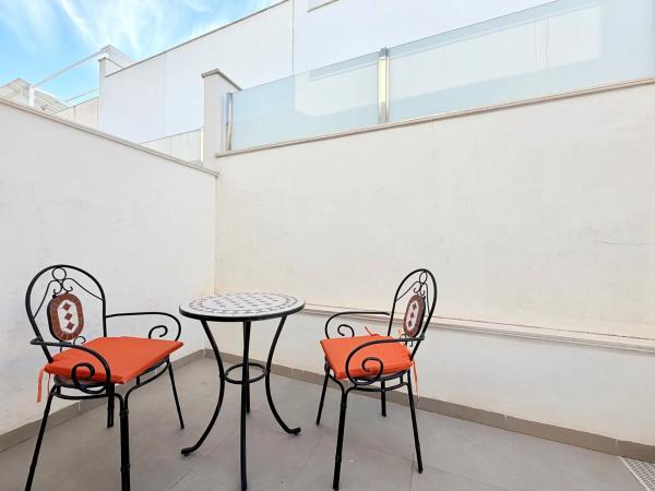 Chalet adosado en calle Bidasoa, 11