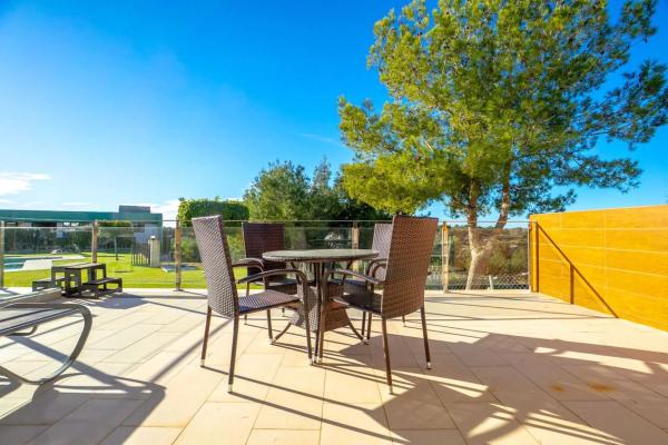 Piso en calle Estrecho de Bonifacio, 1