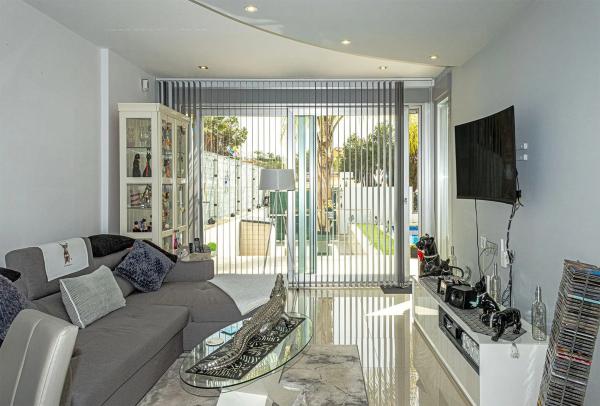 Casa independiente en calle Pico Lobo