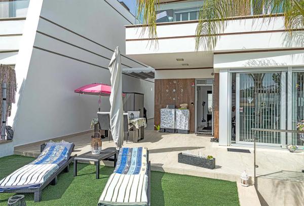 Casa independiente en calle Pico Lobo