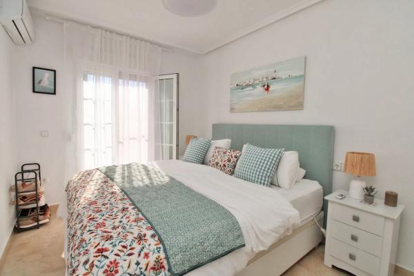 Chalet adosado en Urbanització Pau 8