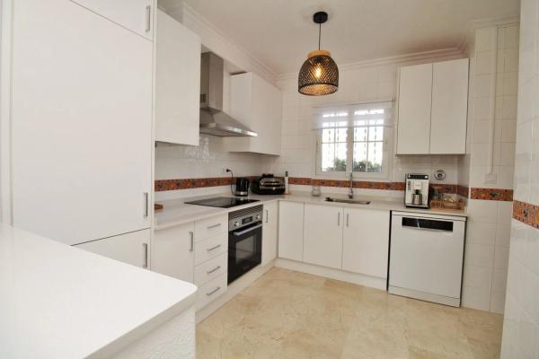 Chalet adosado en Urbanització Pau 8