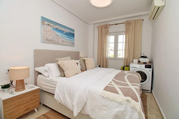 Chalet adosado en Urbanització Pau 8