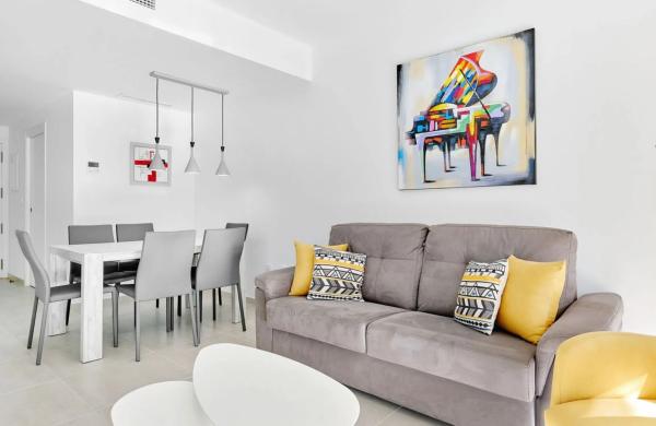 Piso en calle Clavo, 1