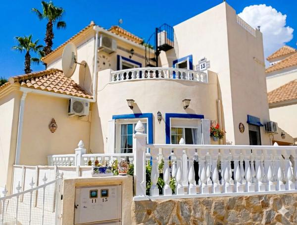 Chalet en calle Daimiel