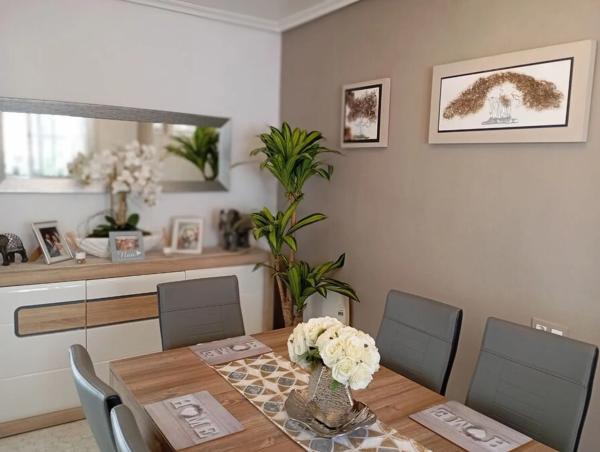 Chalet en calle Daimiel