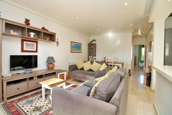 Chalet adosado en calle la Dolores, 9