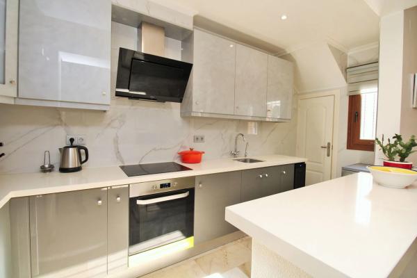 Chalet adosado en calle la Dolores, 9