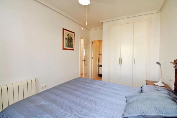 Chalet adosado en calle la Dolores, 9