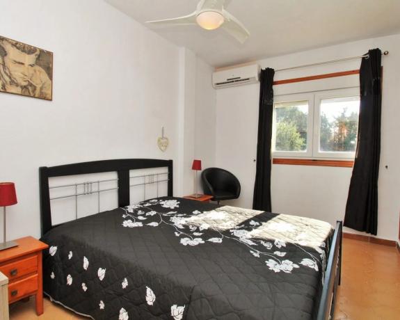 Piso en calle Tramontana, 24