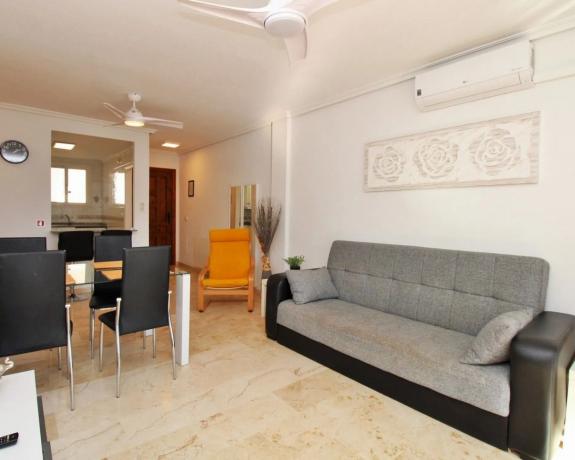 Piso en calle Tramontana, 26