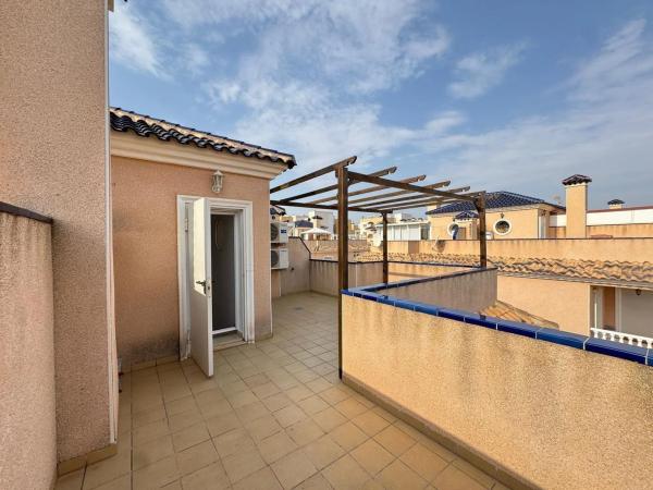 Dúplex en Barrio Villamartín-Las Filipinas