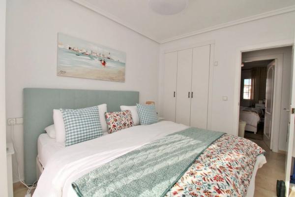 Chalet adosado en calle Tomás Bretón