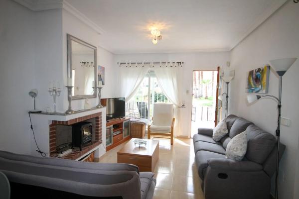 Chalet adosado en Ur Ampliacion Filipinas