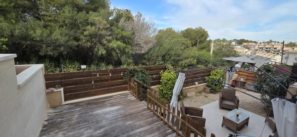 Casa independiente en calle República Dominicana, 9