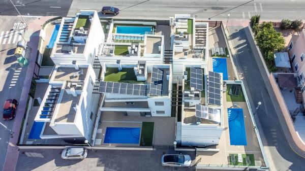 Casa independiente en calle Navia