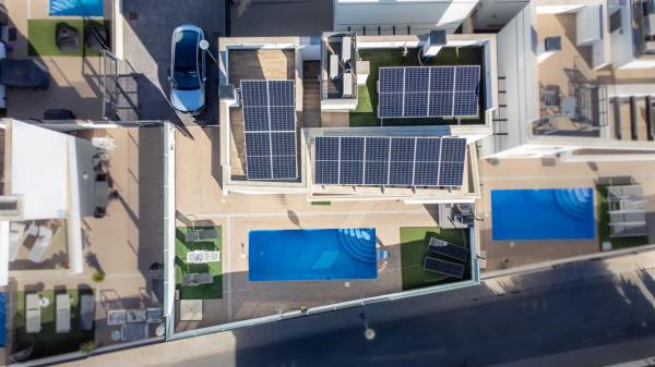 Casa independiente en calle Navia