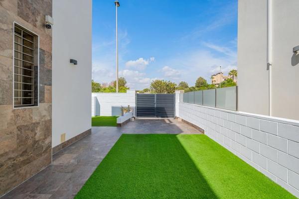 Chalet en Barrio Villamartín-Las Filipinas