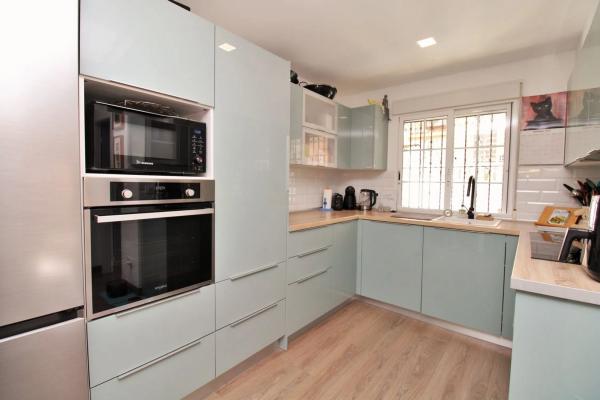 Chalet adosado en calle Peñalara, 2