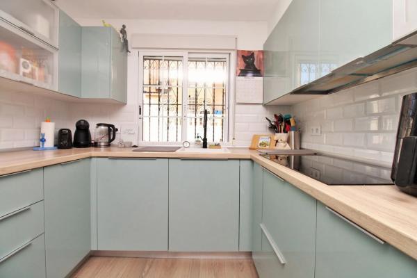 Chalet adosado en calle Peñalara, 2