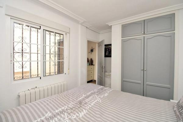 Chalet adosado en calle Peñalara, 2