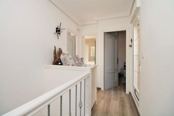 Chalet adosado en calle Peñalara, 2