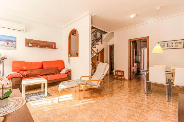Chalet en Barrio Villamartín-Las Filipinas