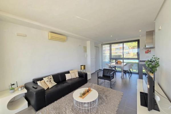 Piso en calle Estrecho de Bonifacio