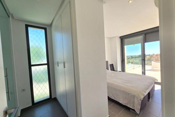 Piso en calle Estrecho de Bonifacio