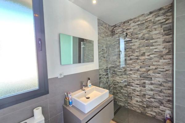 Piso en calle Estrecho de Bonifacio