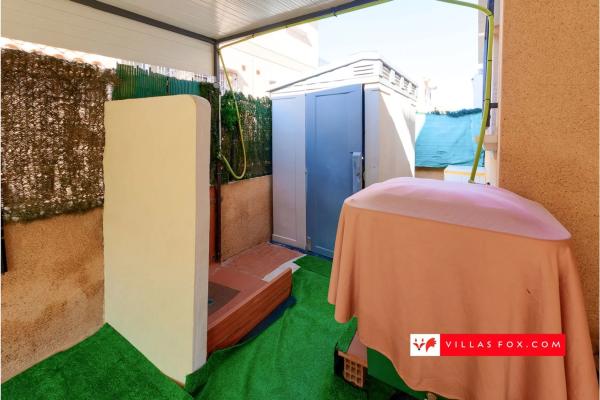 Chalet pareado en calle la Traviata