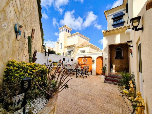 Chalet en Barrio Villamartín-Las Filipinas