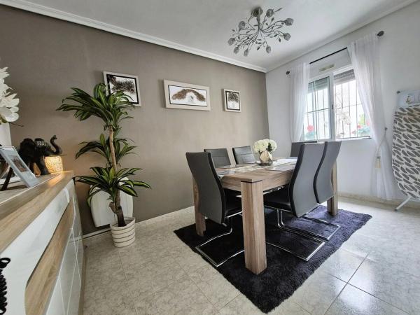 Chalet en Barrio Villamartín-Las Filipinas