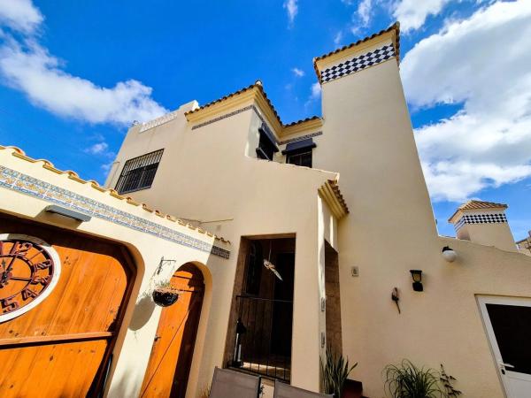 Chalet en Barrio Villamartín-Las Filipinas